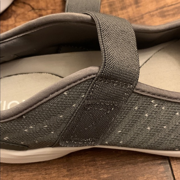 Vionic Jessica Mary Jane sneakers - Picture 6 of 8